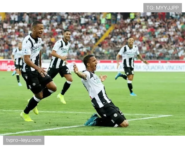 AC米兰新赛季强势回暖，剑指意甲冠军与欧冠突破