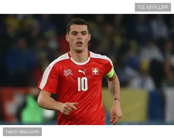 瑞士中场扎卡强势突破，领袖风范引领球队开启新篇章