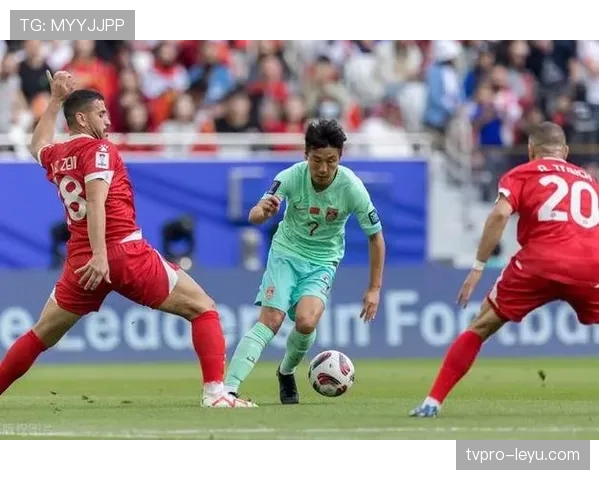 韦世豪精彩射门建功，助球队赢下关键战状态回暖引关注