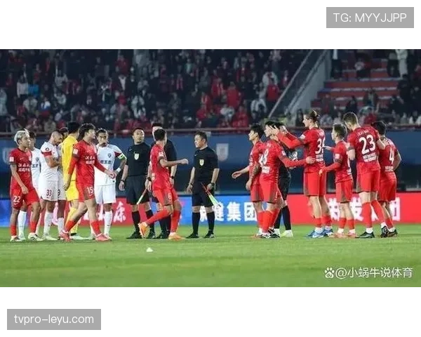中国球队亚冠出局暴露短板，亟需加强队伍建设提升竞争力
