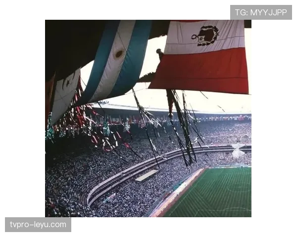 1950年马拉卡纳奇迹：世界杯传奇之夜重现历史荣光