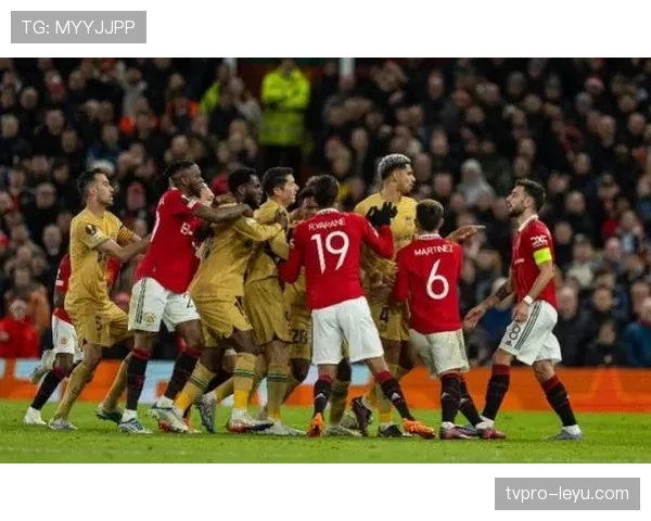 B费 vs 德容：推进能力与中场驱动方式差异